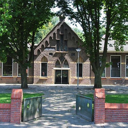 Bed & Breakfast De Oale School 拉斯罗普 外观 照片